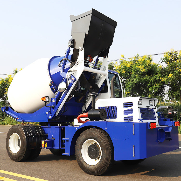 Mixer truck 3.5 cubic meters synchronous rotation