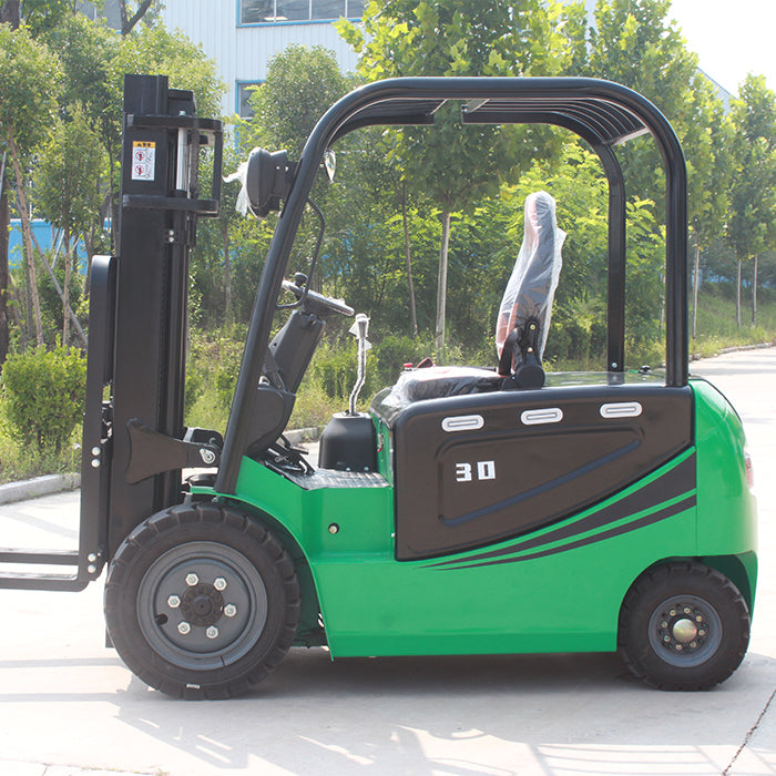 Electric forklift CPD30